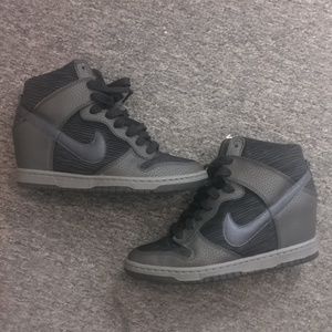 Nike dunk sky high  wedge sneakers euc womans 6